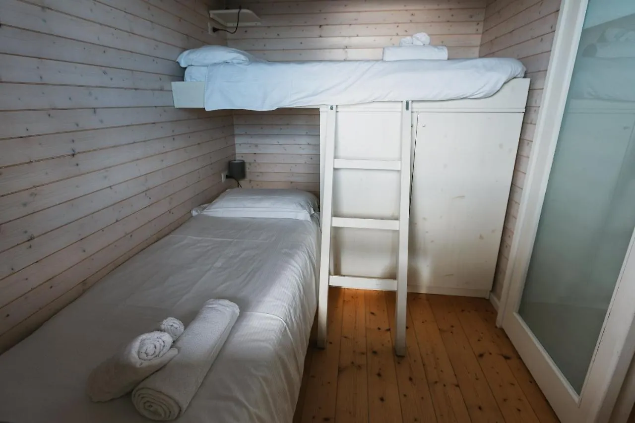 ファームステイ Agriturismo Rose Di Pietra ピエトラ・リーグレ