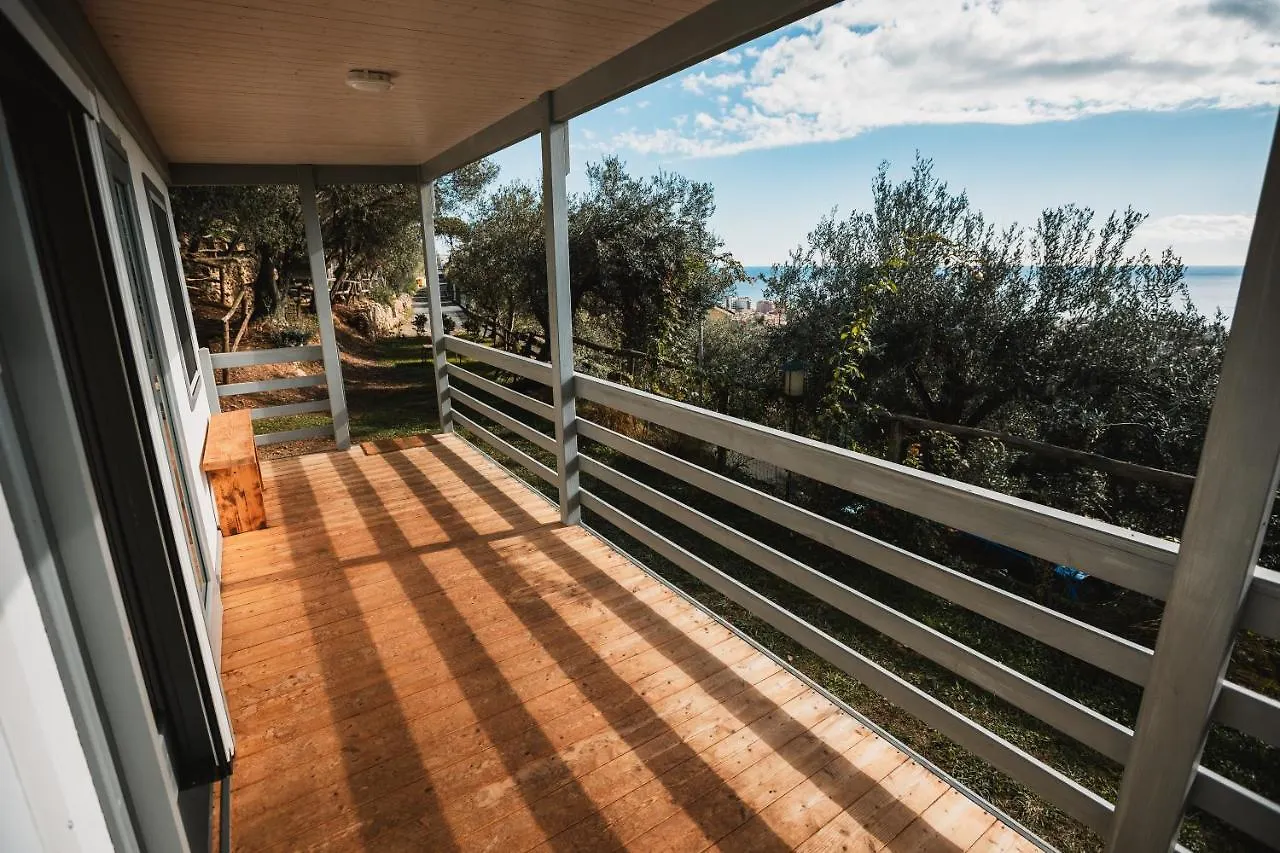 Agriturismo Rose Di Pietra Pietra Ligure 0*,